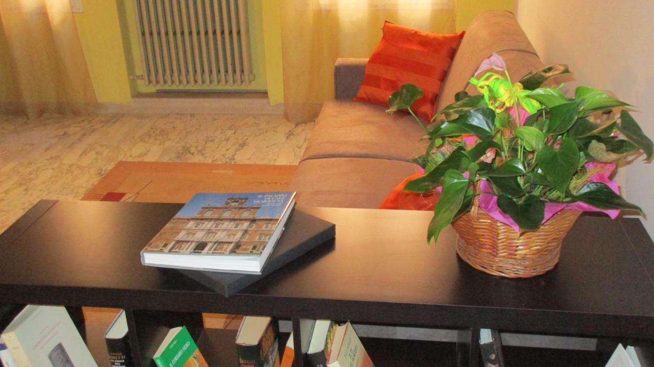 La Campanella Apartment Modena Luaran gambar