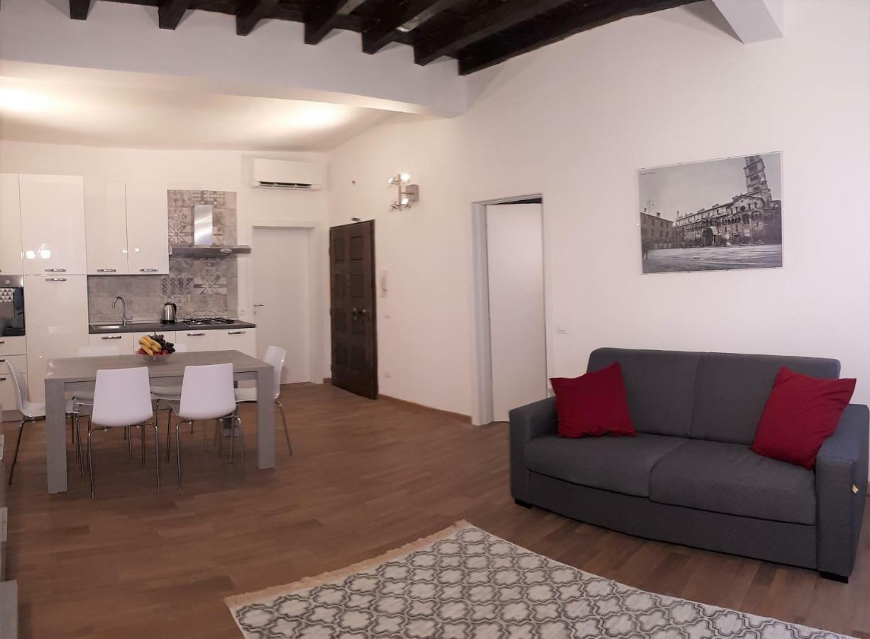 La Campanella Apartment Modena Luaran gambar