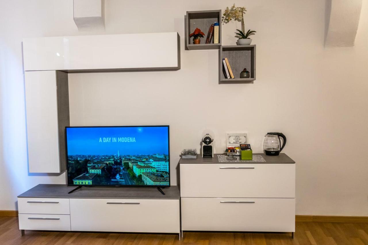 La Campanella Apartment Modena Luaran gambar
