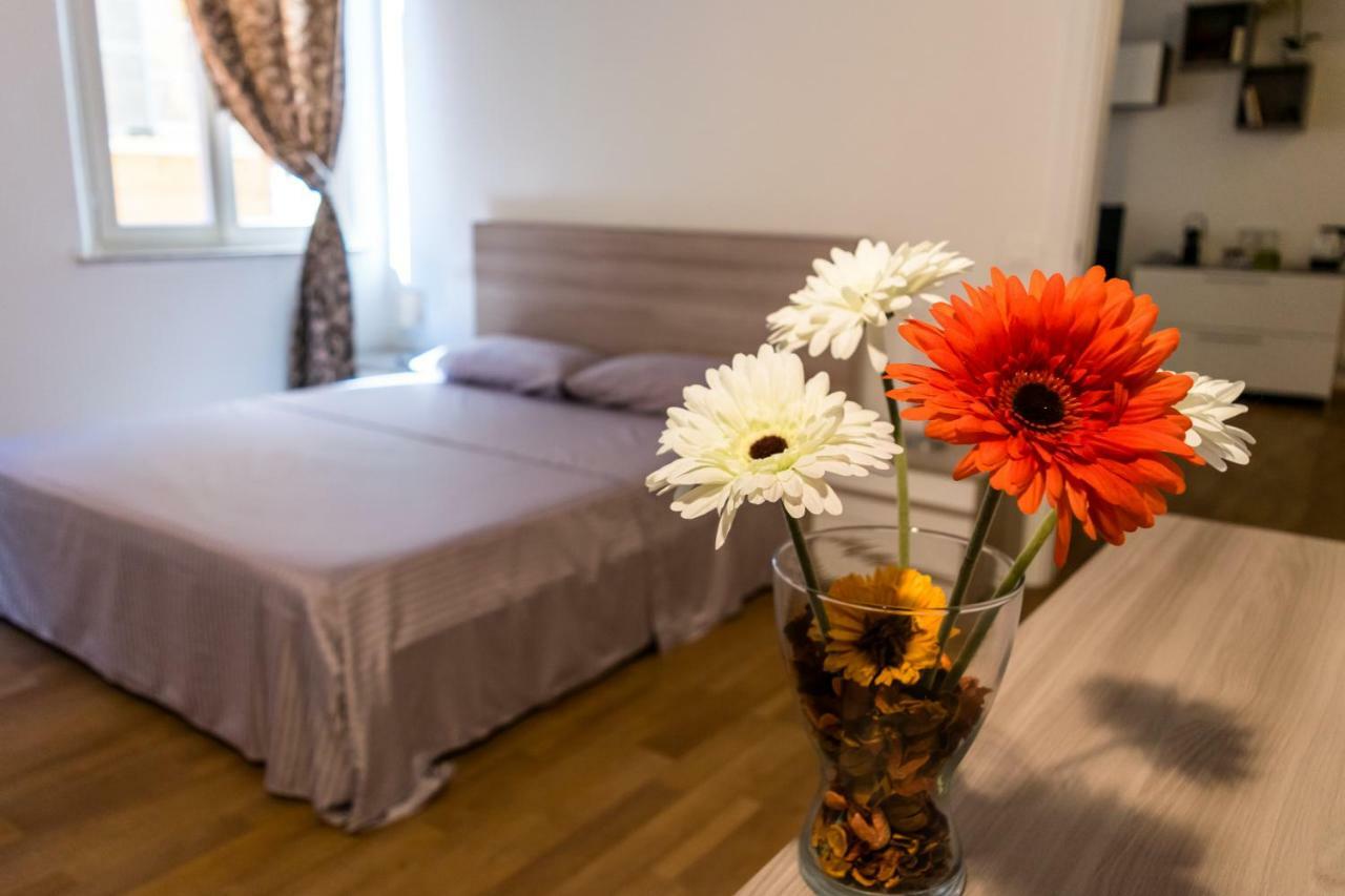 La Campanella Apartment Modena Luaran gambar